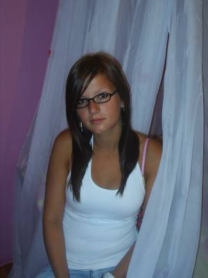 MARy jAdE